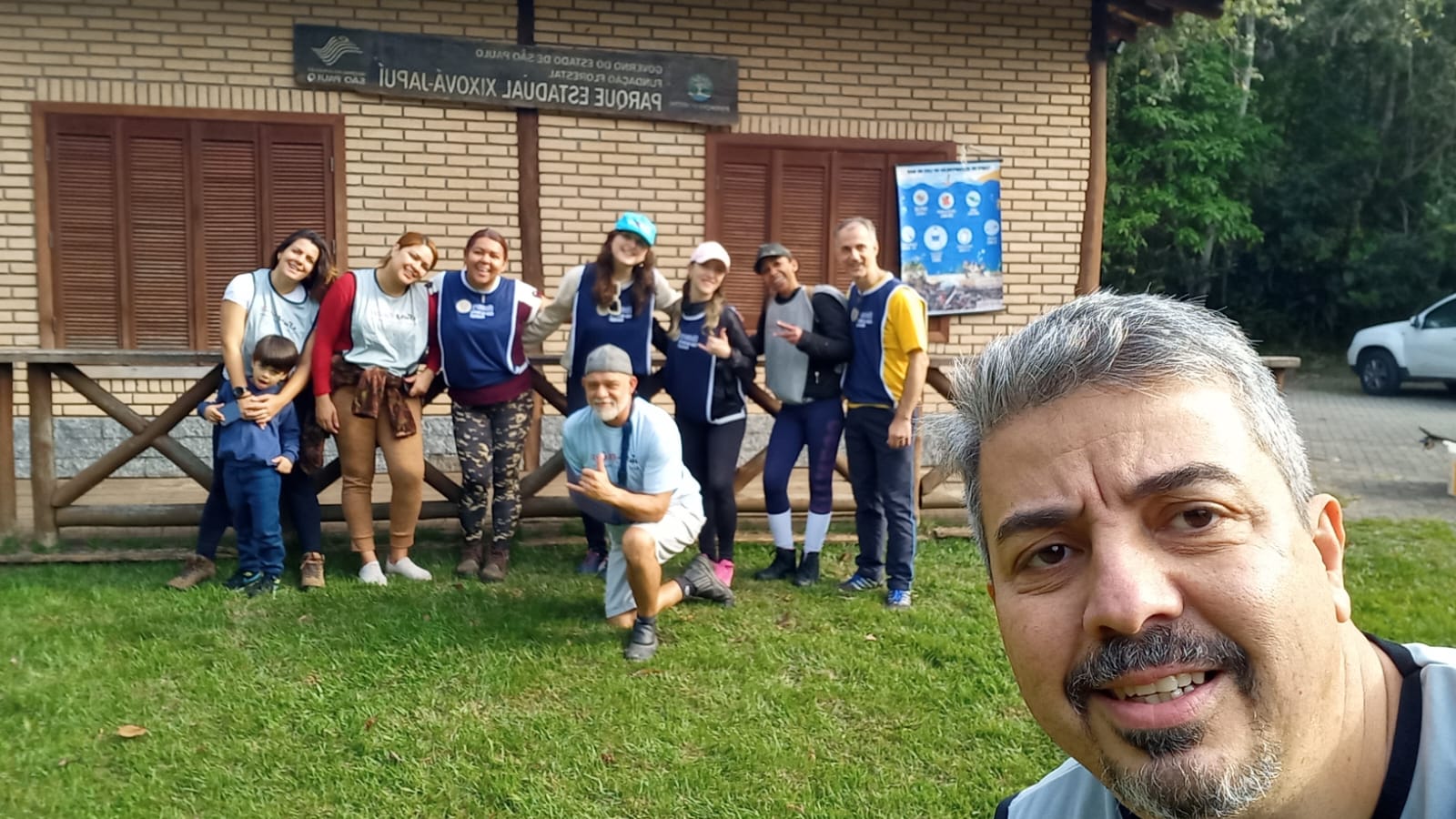 Confira como foi a ação ambiental do Rotary Club Gonzaga e Surf Raízes